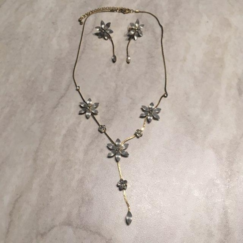 Necklace and Earring Set